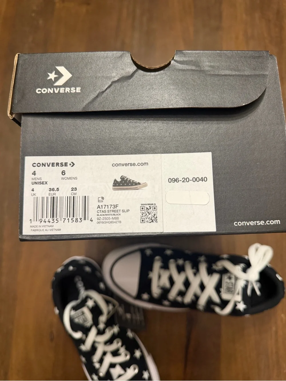 Converse Chuck Taylor Low Top Street SlipSneakers - Star 4 Men 6 Woman’s NEW